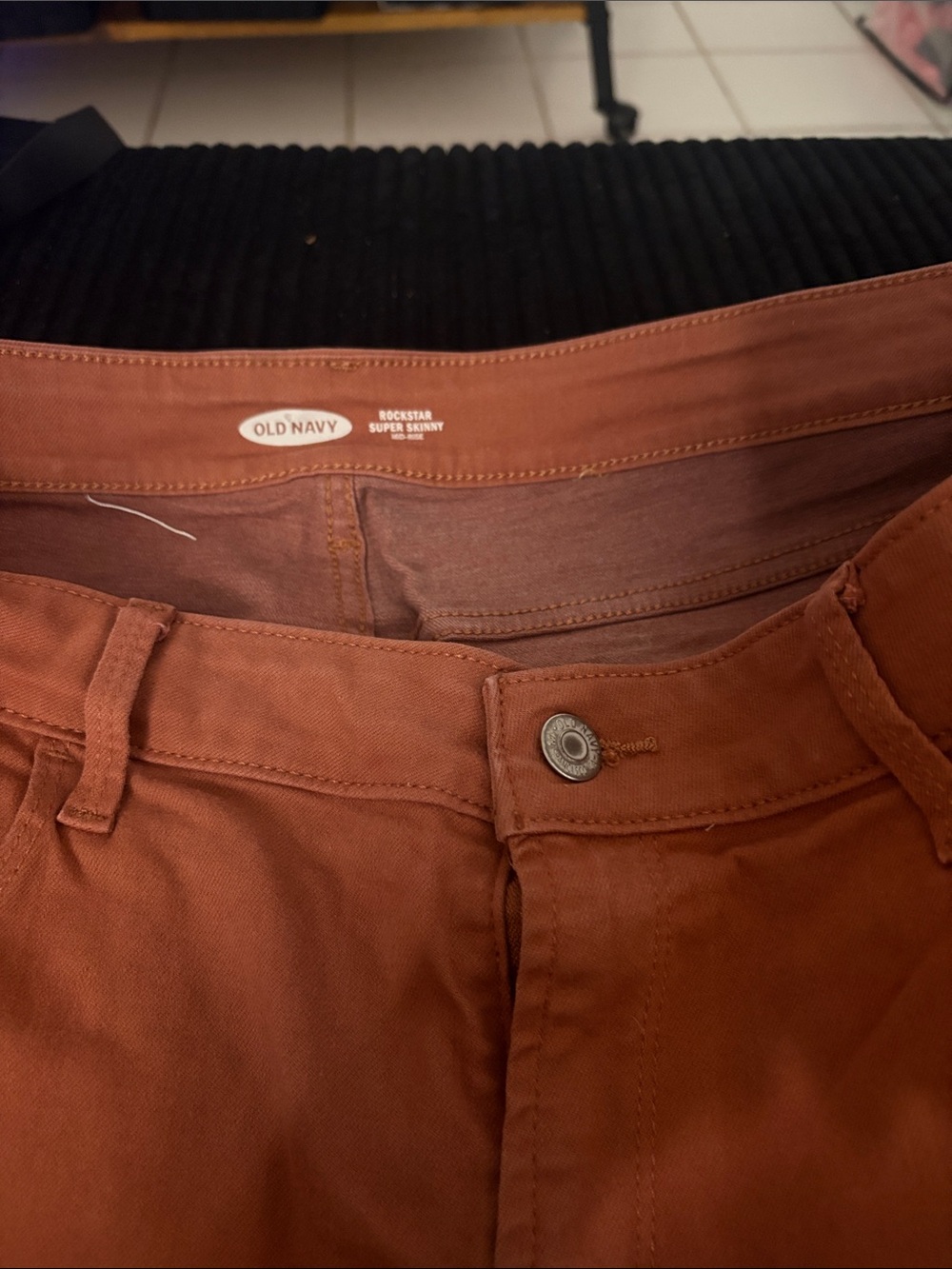 Rust-Colored Mid Rise Skinny Jeans - Picture 3 of 4